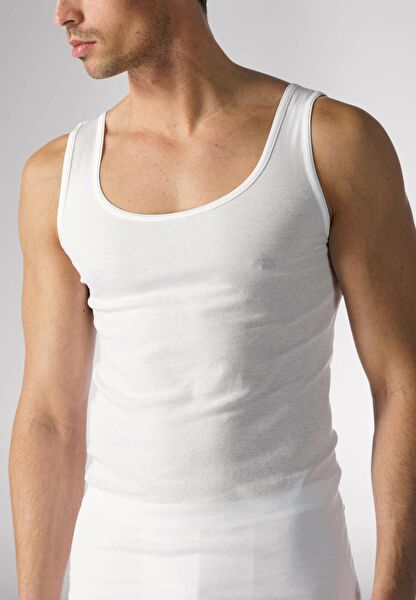 Şahinler Erkek Atlet, Body