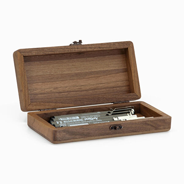 Woodsaka Kalemlik, Organizer