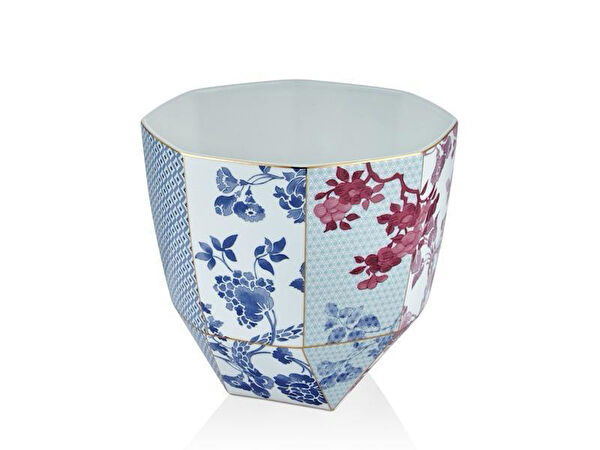 Lamedore Vazo, Saksı