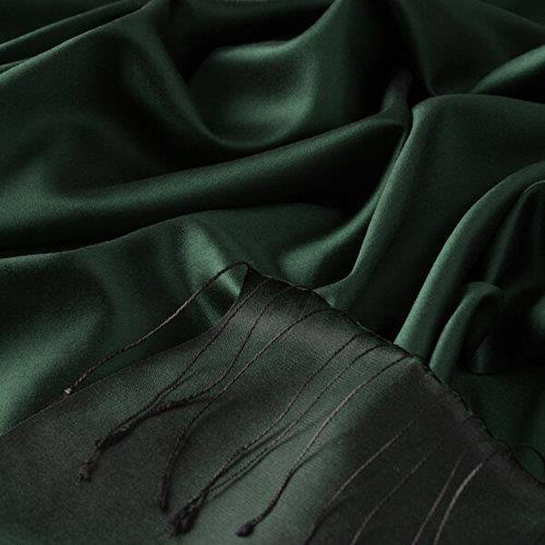 İpek Şal, Eşarp ve Aksesuarı