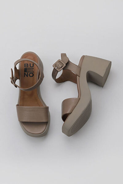 Bueno Shoes Kadın Sandalet