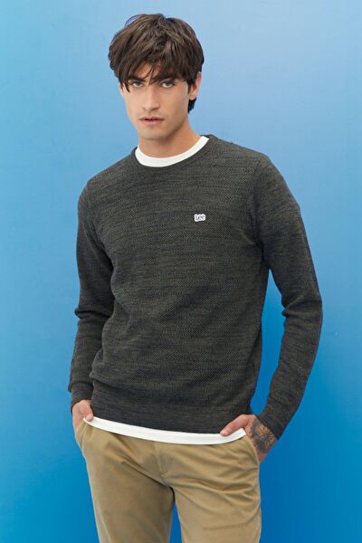 Lee Erkek Triko, Kazak