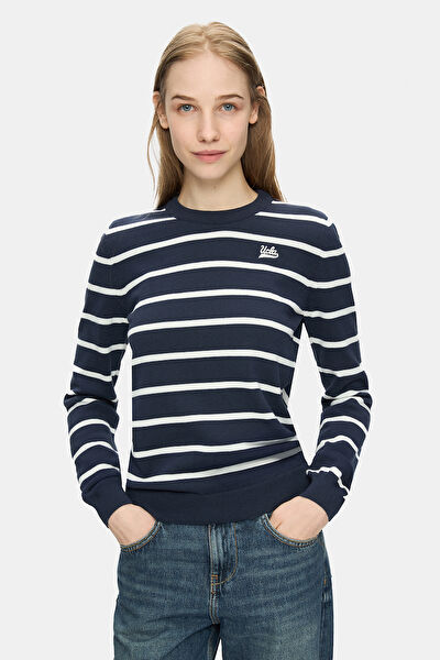 UCLA Kadın Triko, Kazak