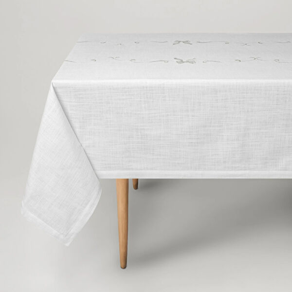 Linens Masa Örtüsü