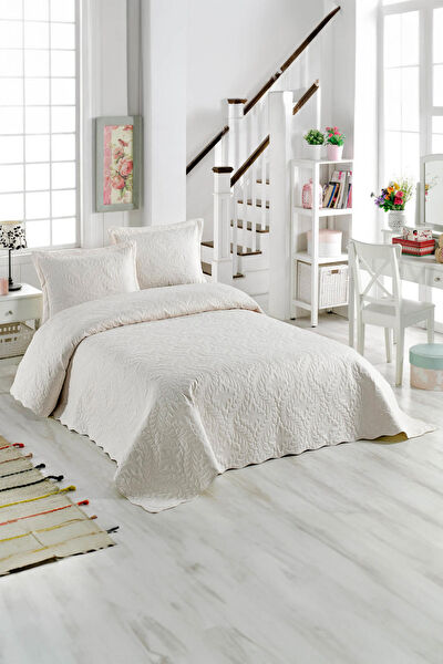 Favora Yatak Örtüsü