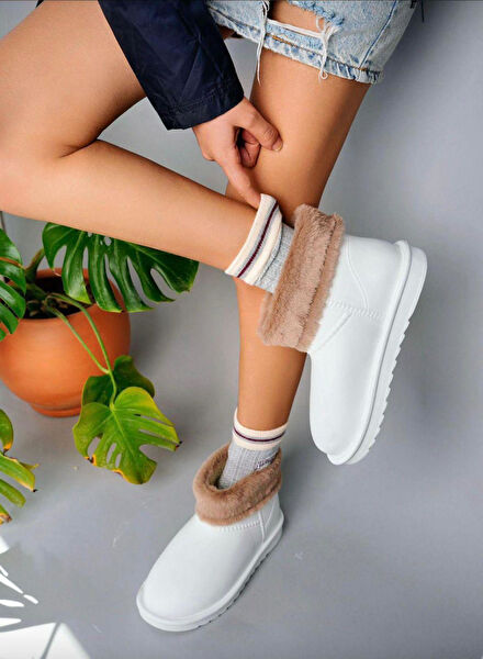 CZ London Kadın Bot