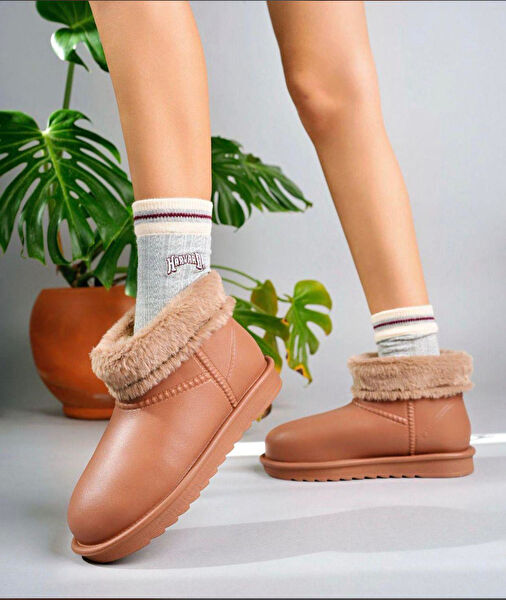 CZ London Kadın Bot