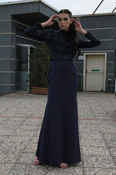 Feminist Tesettür Abiye