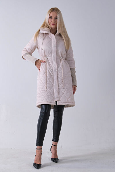 Feminist Kadın Mont