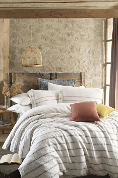 Sarev Nevresim Takımı