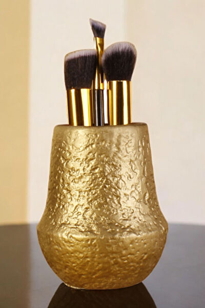 Evene Makyaj Kutusu, Organizer