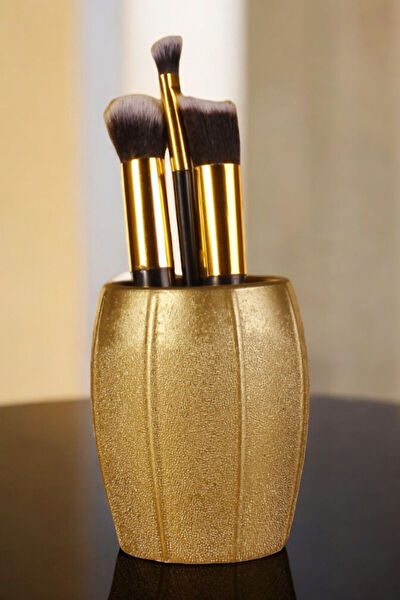 Evene Makyaj Kutusu, Organizer