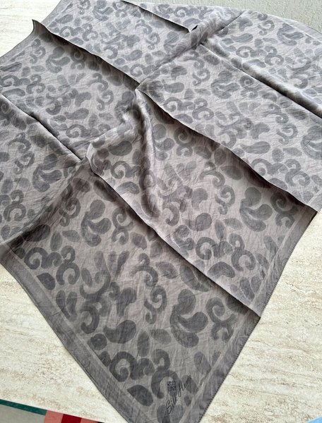 Silk Home Şal, Eşarp ve Aksesuarı