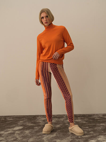 Xint Kadın Triko, Kazak