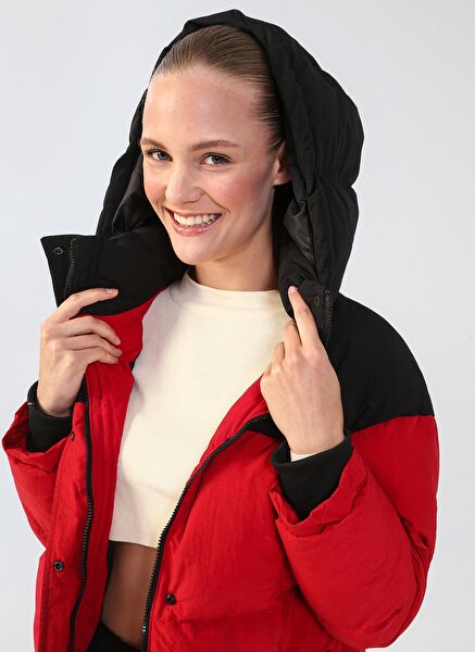 Aeropostale Kadın Mont