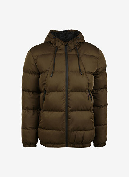 Discovery Expedition Erkek Mont, Kaban