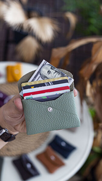 Garbalia Erkek Kartlık, Pasaportluk