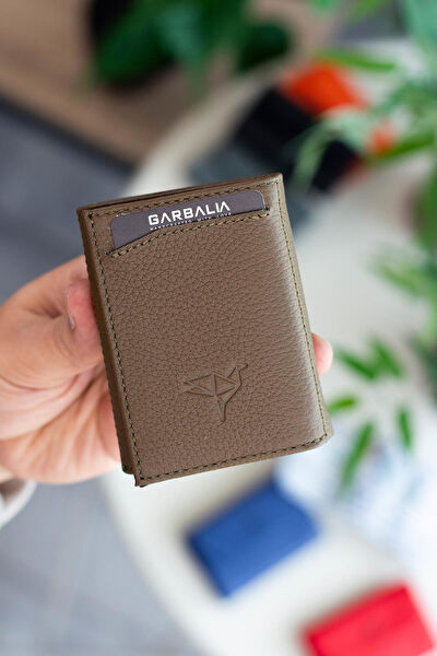 Garbalia Erkek Kartlık, Pasaportluk