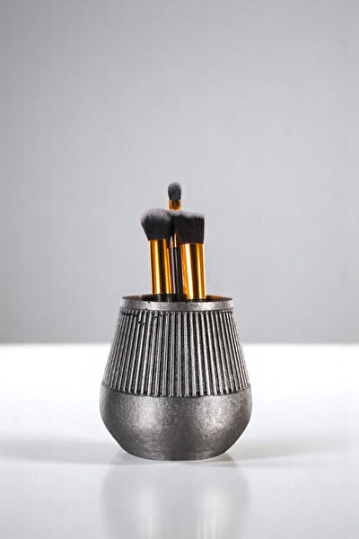 Evene Makyaj Kutusu, Organizer