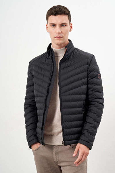 Morven Erkek Mont, Kaban