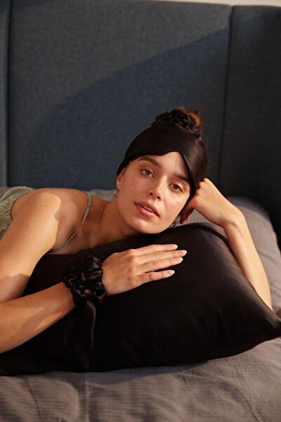 Beauty Pillow Yastık Kılıfı