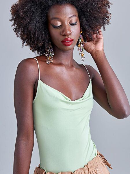 RİVUS Kadın Atlet, Body