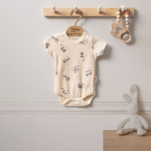 Tiffany Body, Zıbın