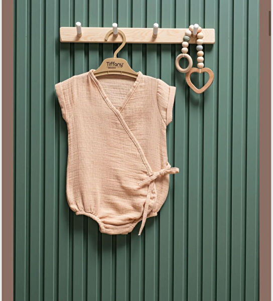 Tiffany Body, Zıbın