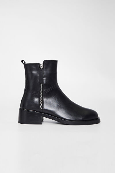 VALMENTİ Kadın Bot