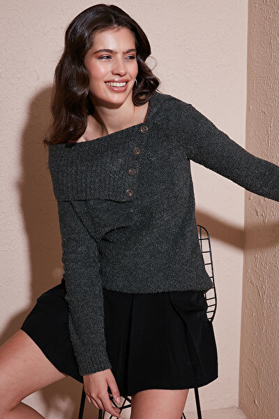 Lela Kadın Triko, Kazak