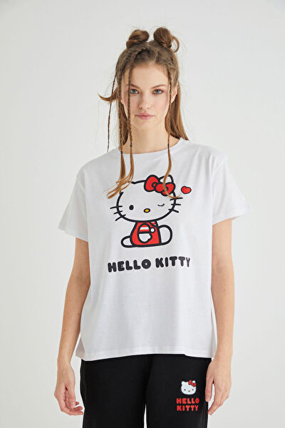 Hello Kitty Kadın Tişört