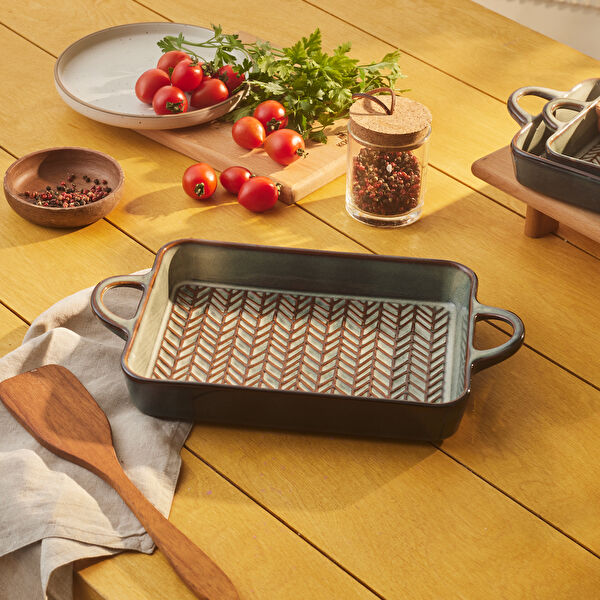 Karaca Fırın Tepsisi, Borcam