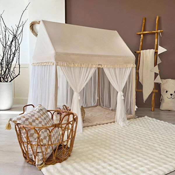 Pamuka Oyun Çadırı, Evi