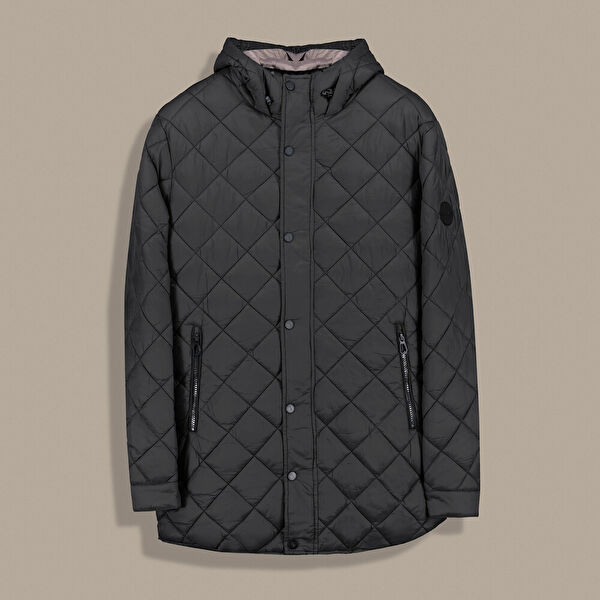 INTERVIEW Erkek Mont, Kaban