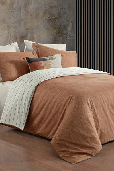 Sarev Nevresim Takımı