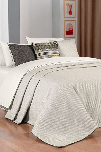 Sarev Nevresim Takımı