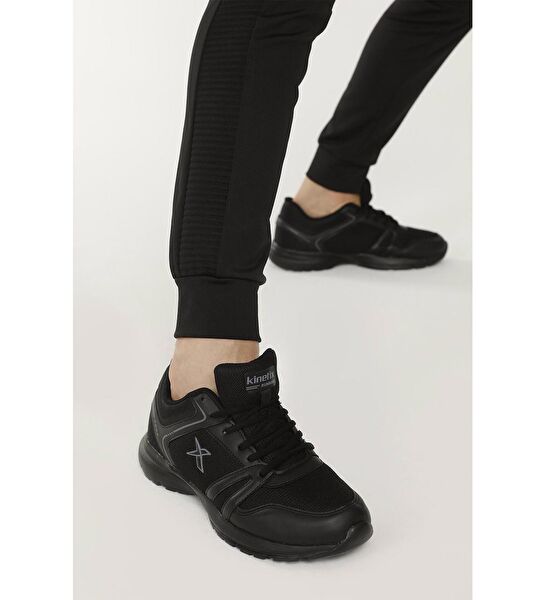 Kinetix Yürüyüş, Koşu Ayakkabısı