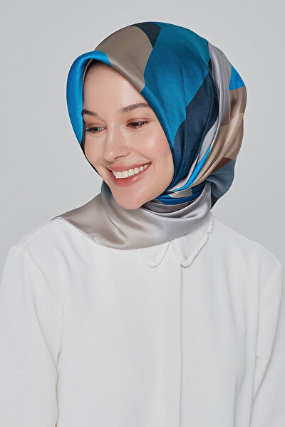 Armine Şal, Eşarp ve Aksesuarı