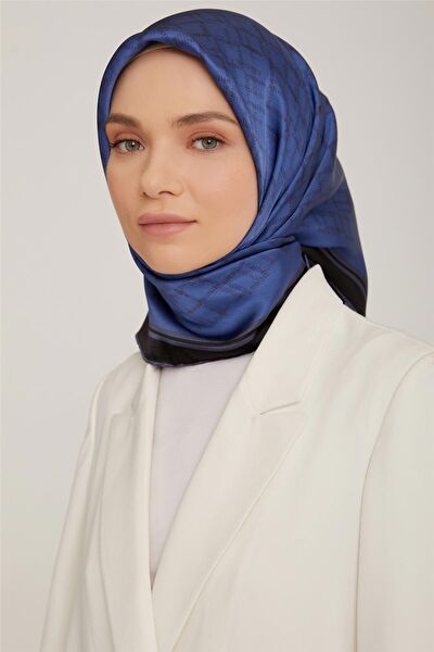 Armine Şal, Eşarp ve Aksesuarı