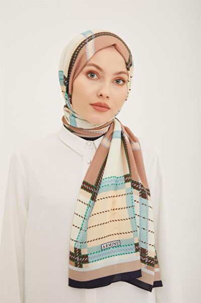 Armine Şal, Eşarp ve Aksesuarı