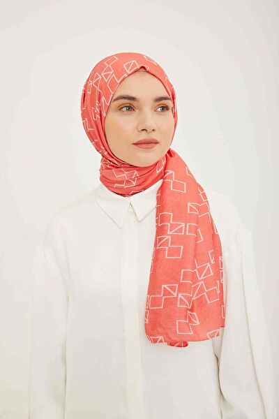 Armine Şal, Eşarp ve Aksesuarı