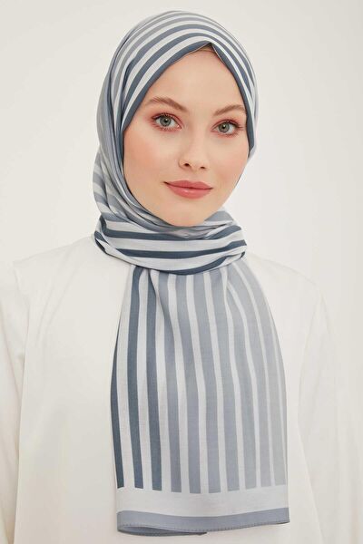 Armine Şal, Eşarp ve Aksesuarı