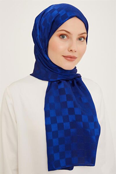 Armine Şal, Eşarp ve Aksesuarı