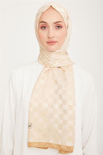 Armine Şal, Eşarp ve Aksesuarı