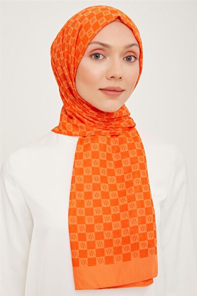 Armine Şal, Eşarp ve Aksesuarı