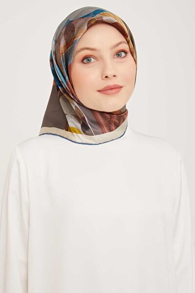 Armine Şal, Eşarp ve Aksesuarı