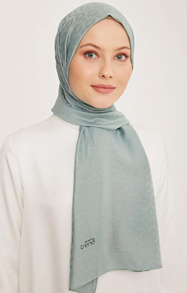 Armine Şal, Eşarp ve Aksesuarı