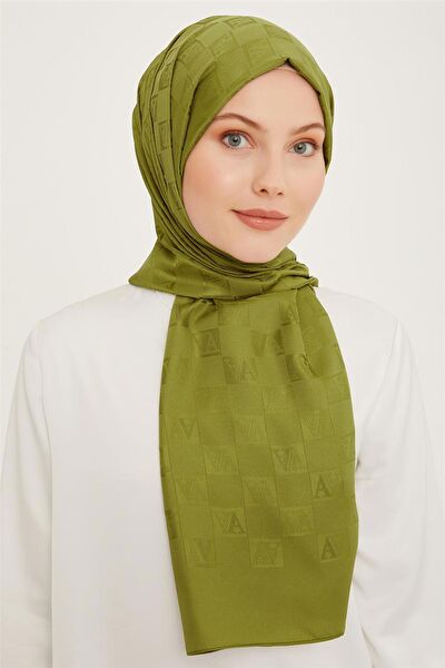 Armine Şal, Eşarp ve Aksesuarı