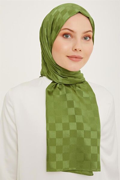 Armine Şal, Eşarp ve Aksesuarı