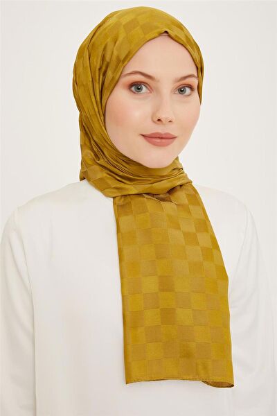 Armine Şal, Eşarp ve Aksesuarı